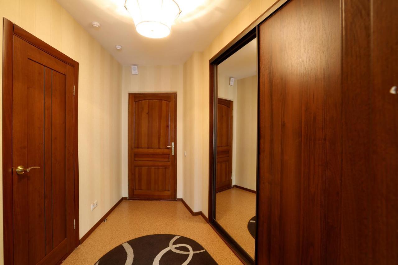 Voyage Hotel Minsk Esterno foto